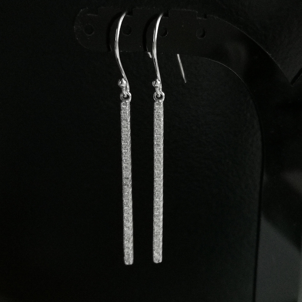 New Minimalist Sterling Silver cz linear bar earrings